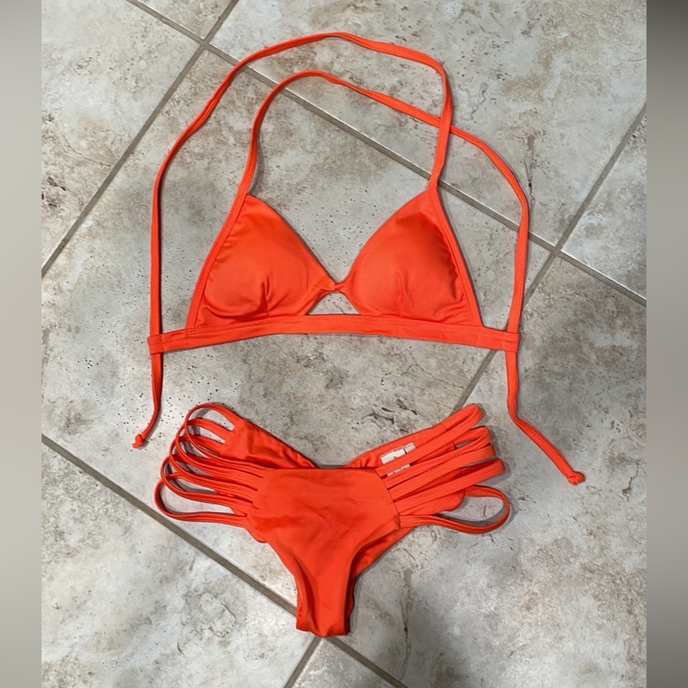 New unico swim